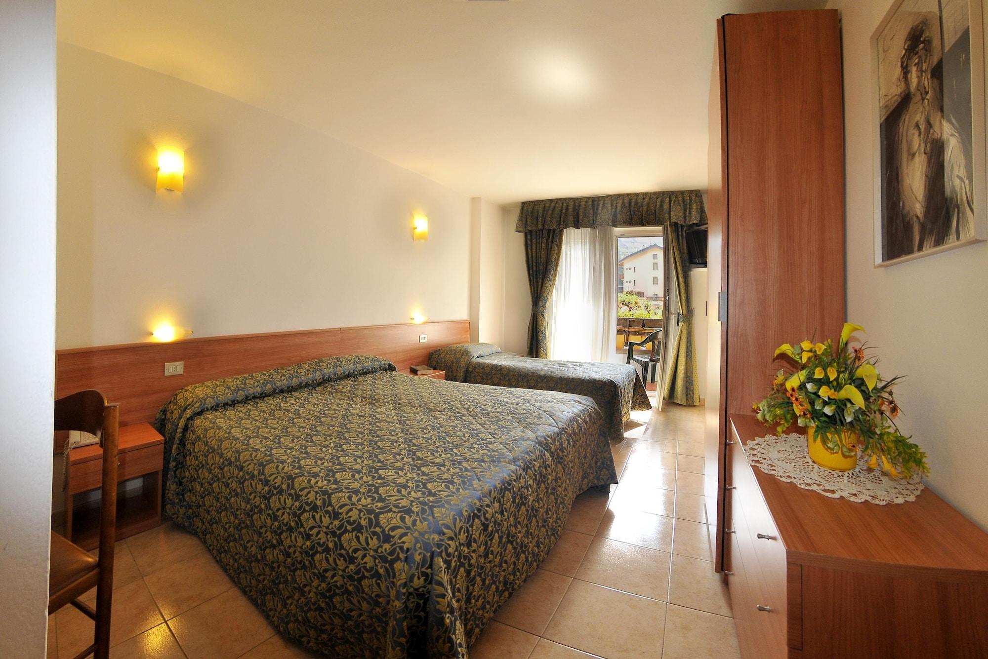 Hotel Alpen Andalo Εξωτερικό φωτογραφία